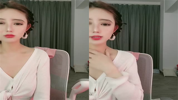 SSS级神颜美女主播私房直播，高潮喷水骚穴自慰