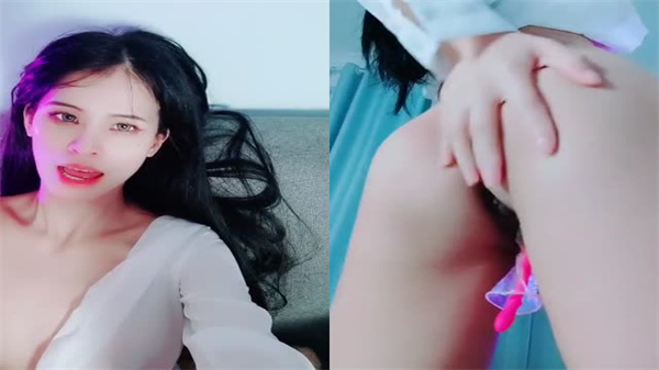 极品美少女魔鬼身材 浓密黑森林自慰大秀